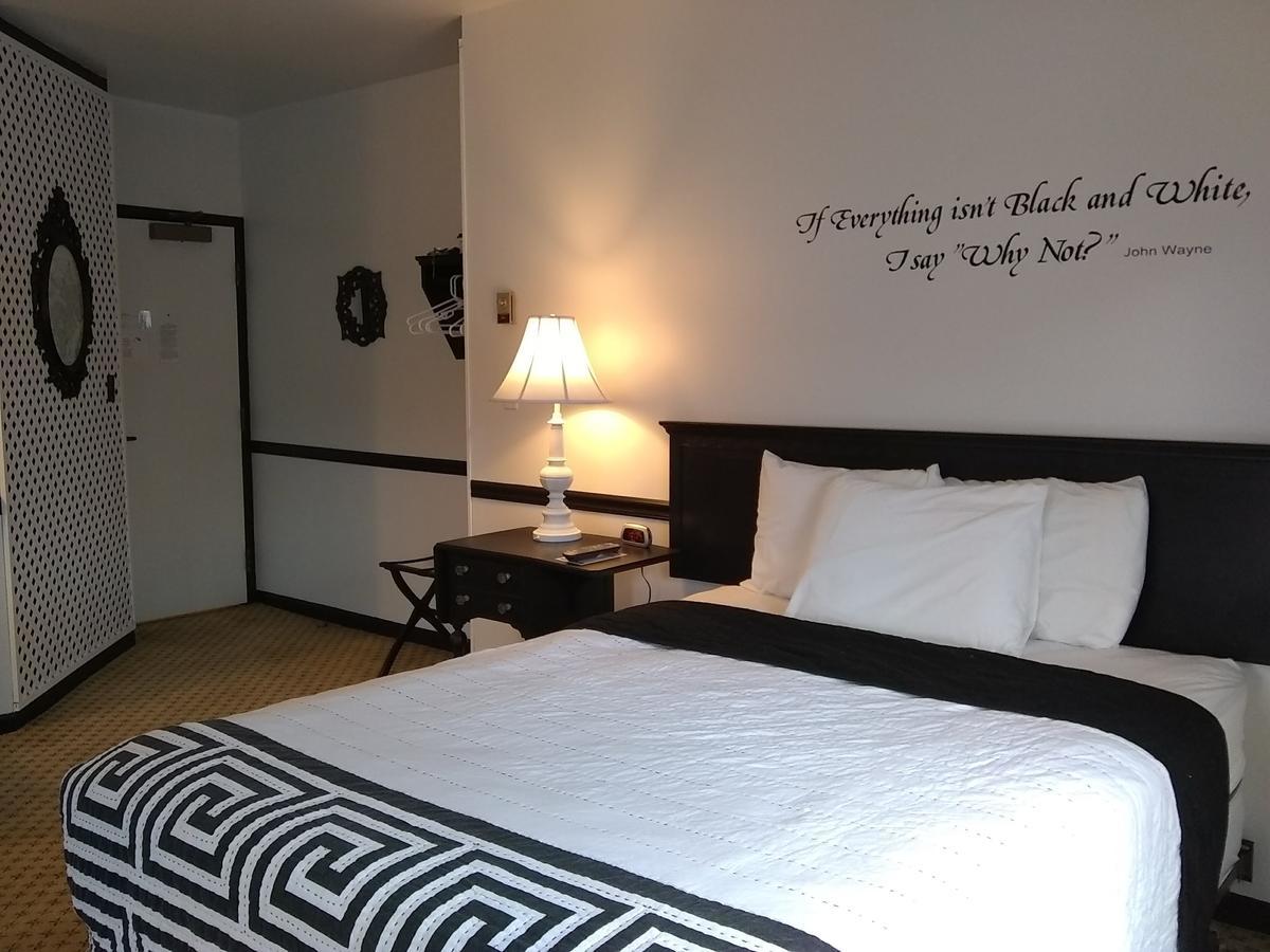 The Charles Inn Бангор Экстерьер фото