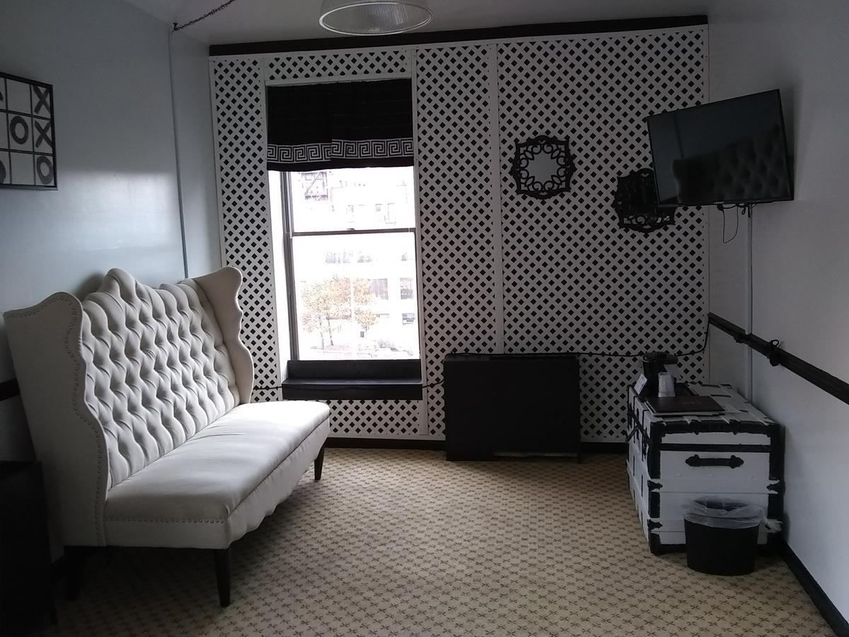 The Charles Inn Бангор Экстерьер фото