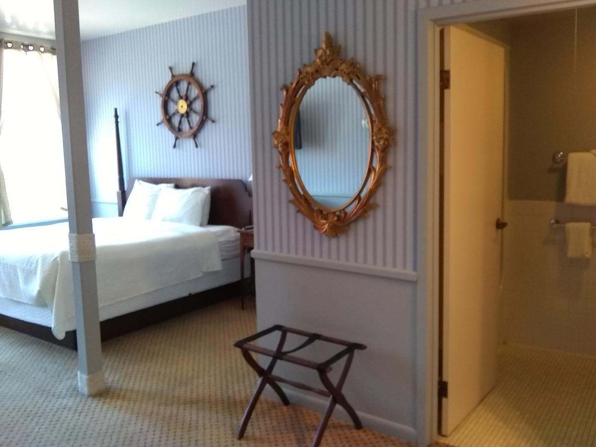 The Charles Inn Бангор Экстерьер фото