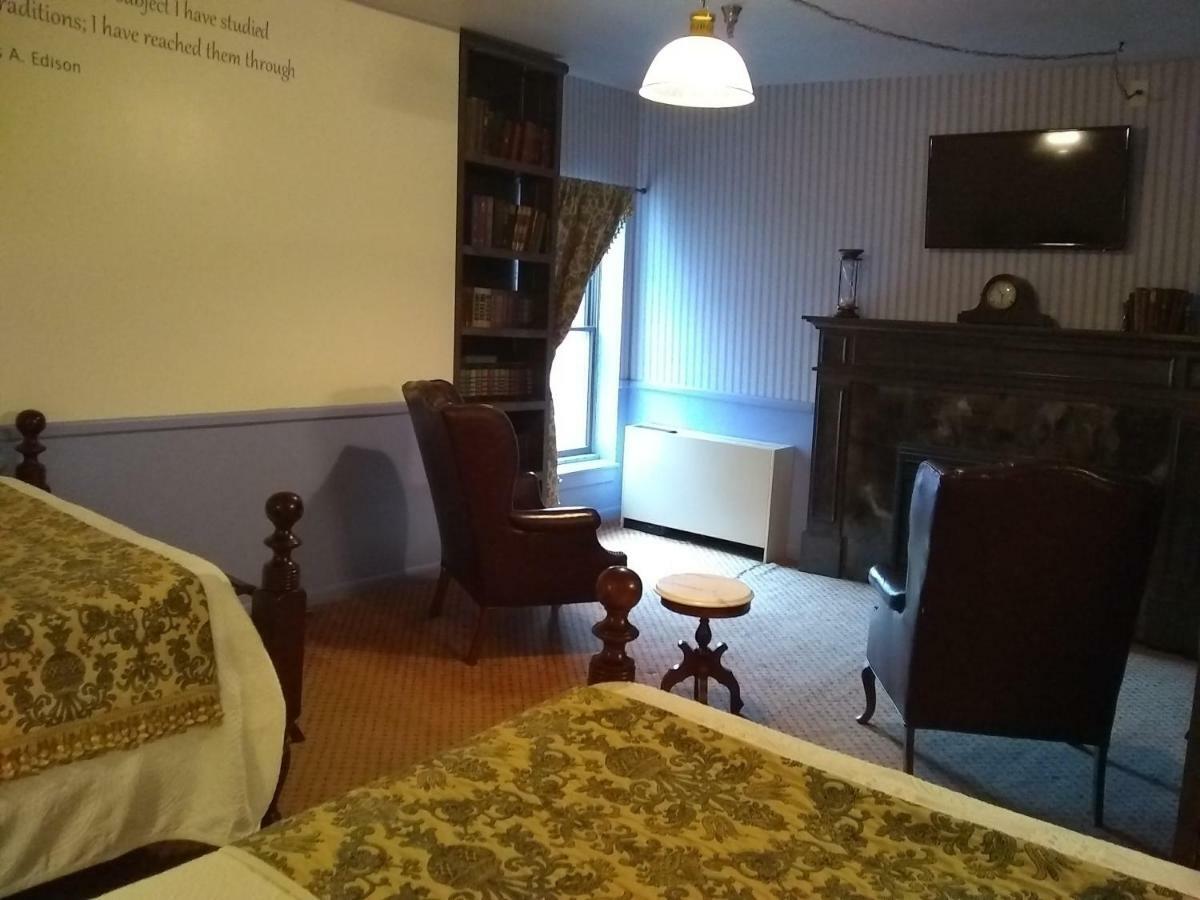 The Charles Inn Бангор Экстерьер фото