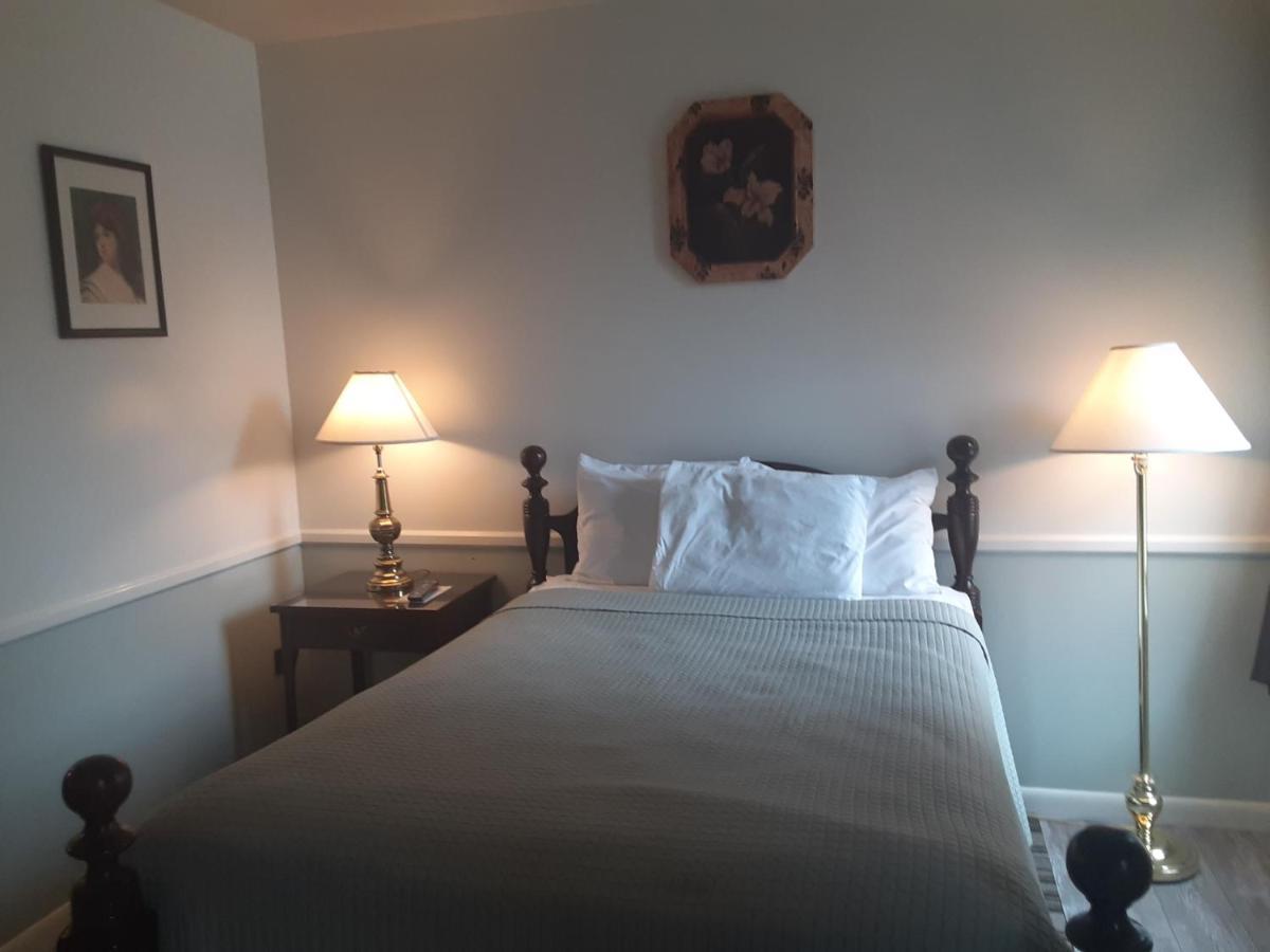 The Charles Inn Бангор Экстерьер фото